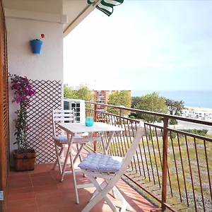 Atico Frente Al Mar Apartment Canet De Mar